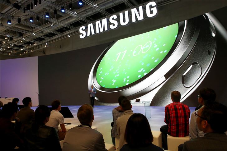 Laba Samsung diprediksi turun hingga 56% pada Q3