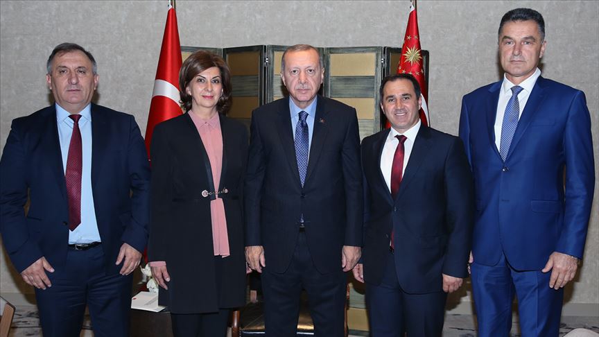 أردوغان يستقبل عدد من رؤساء البلديات الصربية