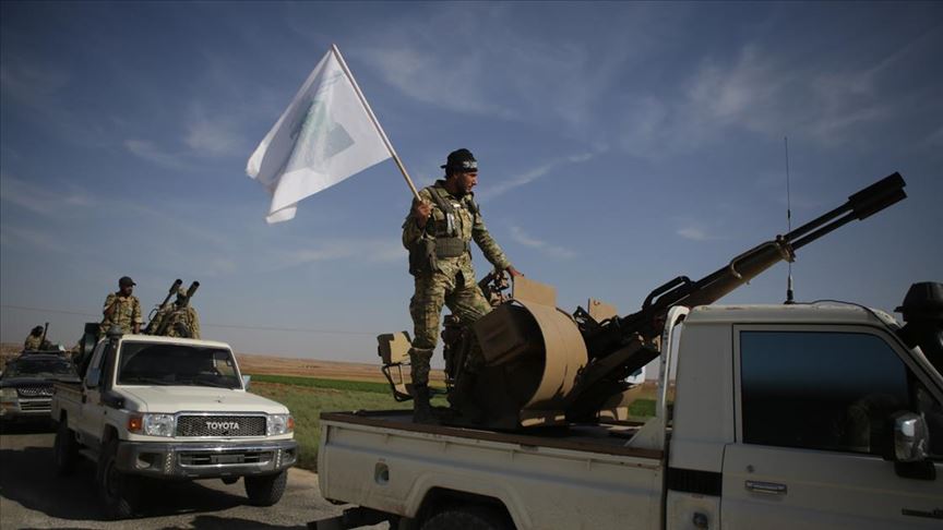 Suriye Milli Ordusundan Fırat'ın doğusuna yönelik operasyona destek