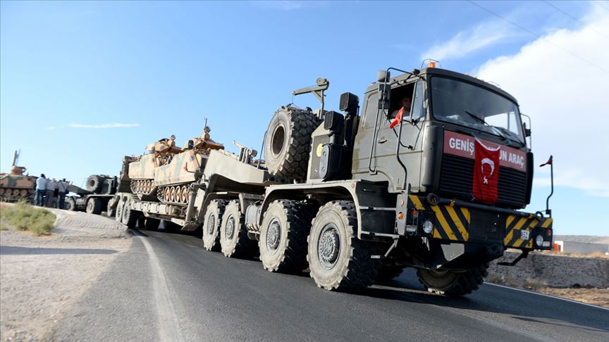 Suriye sınırına askeri sevkiyat devam ediyor