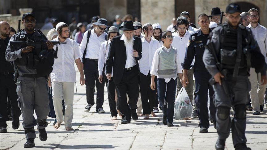 Some 159 Jewish settlers storm Jerusalem’s Aqsa complex