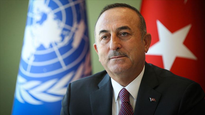 Dışişleri Bakanı Çavuşoğlu: YPG, DEAŞ'lıları elinde silah olarak tutuyor