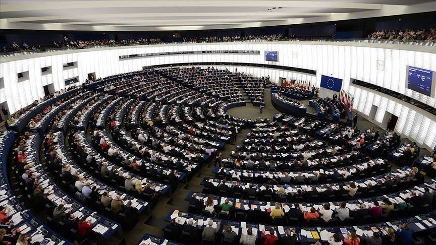 البرلمان الأوروبي يرفض عضوية مرشحة فرنسا للمفوضية 