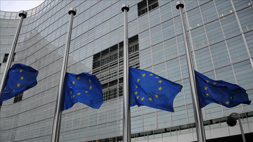 La UE retira a Suiza de su ‘lista gris’ de paraísos fiscales