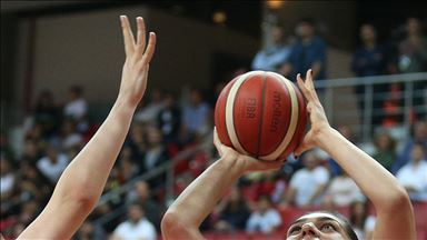 Kadınlarda basketbol sezonu derbi maç ile başlıyor