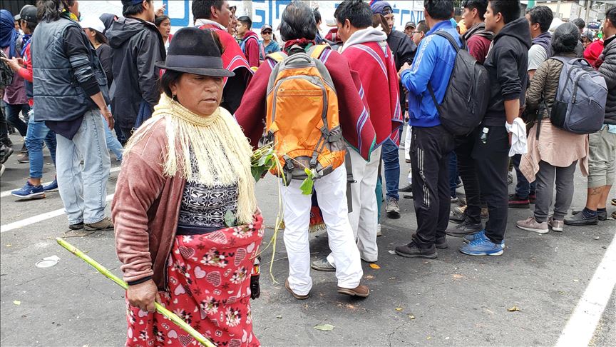 Ecuador: indígenas le piden al Gobierno restablecer subsidios a la gasolina para cesar las protestas