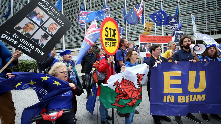 Ciudadanos de la UE que viven en Reino Unido están preocupados por su futuro