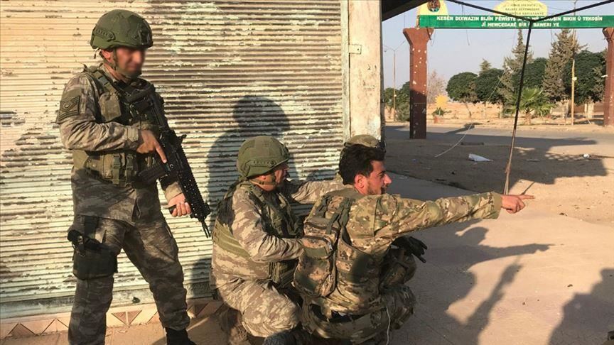 الدفاع التركية تنشر صورا لقواتها الخاصة من رأس العين بعد تحريرها