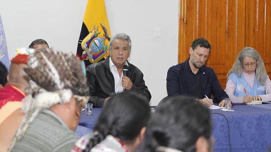 Diálogo en Ecuador: Moreno propone sustituir decreto que elimina subsidios a combustibles