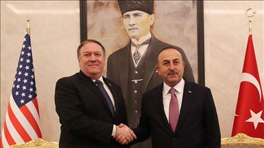 Cavusoglu i Pompeo razgovarali telefonom