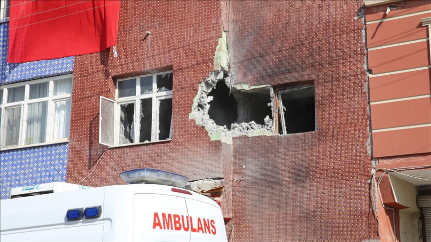 إصابة مدني في "أقجه قلعة" التركية بقذيفة أطلقها إرهابيو "ي ب ك"