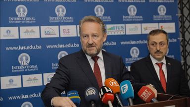 Izetbegović: Stvar će biti status quo dok SNSD ne prihvati da entitet ne može komandovati državom