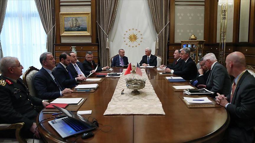 انتهاء لقاء الرئيس أردوغان مع بنس في أنقرة