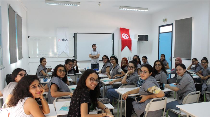 Tunisie: La TİKA crée une classe de langue Turque et de Multimédia au Lycée Pilote de Sousse