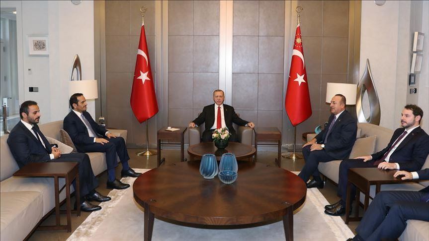 انتهاء اجتماع أردوغان ورئيس الوزراء القطري في إسطنبول