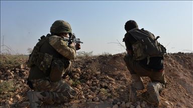 Turquía 'neutraliza' a 702 terroristas del YPG/PKK en el norte de Siria