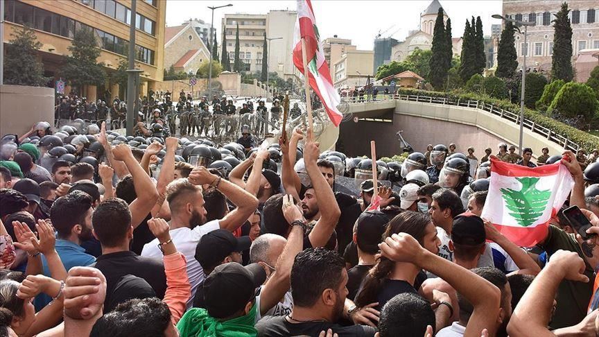 همبستگی ارتش لبنان با معترضان این کشور