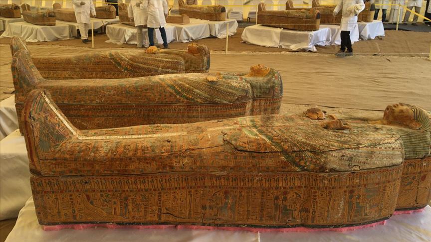 مصر.. الكشف عن أول مخبأ توابيت فرعونية منذ نهاية القرن 19