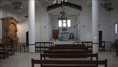 YPG/PKK shndërroi në shtab kishën armene