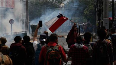 Şili'deki zam karşıtı protestolarda 3 kişi öldü