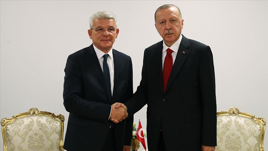 Erdogan se u Istanbulu sastao sa Džaferovićem