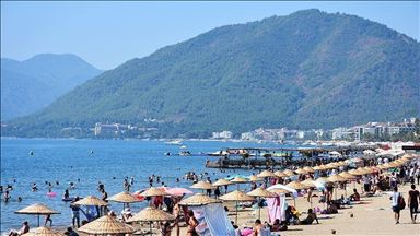 Antalya vendos rekord turistik të të gjitha kohërave