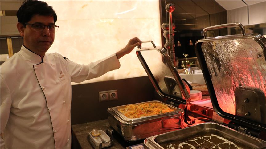 Indian curry, spice fire taste buds in Turkey