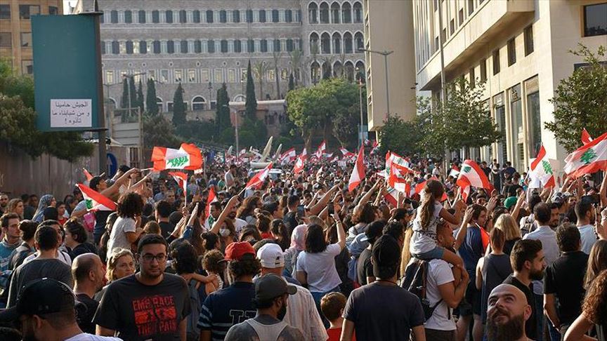 Lübnan'daki Filistinlilere 'gösterilerden uzak durun' çağrısı