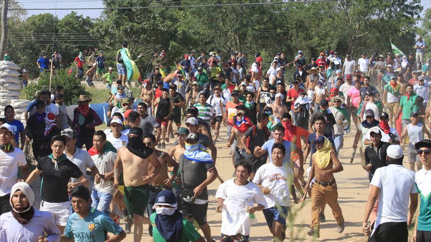 Bolivya'daki protesto gösterilerinde 8 kişi yaralandı
