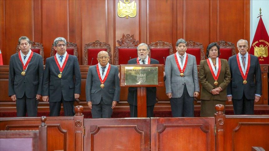 Perú: Tribunal Constitucional admitió demanda contra la disolución del Parlamento