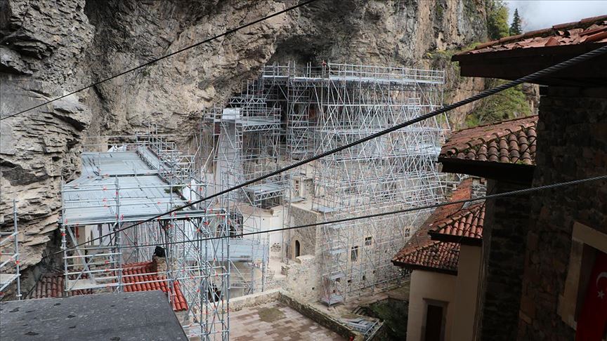 SÜMELA MANASTIRI'NIN BİTMEYEN ÇİLESİ. 1 Sümela'yı tamamıyla ziyaret edilebilir hale getirmeyi planlıyoruz'