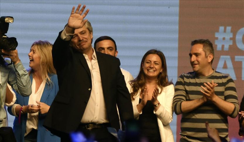 Tesoro de EEUU le pide a presidente electo argentino que cumpla compromisos con el FMI