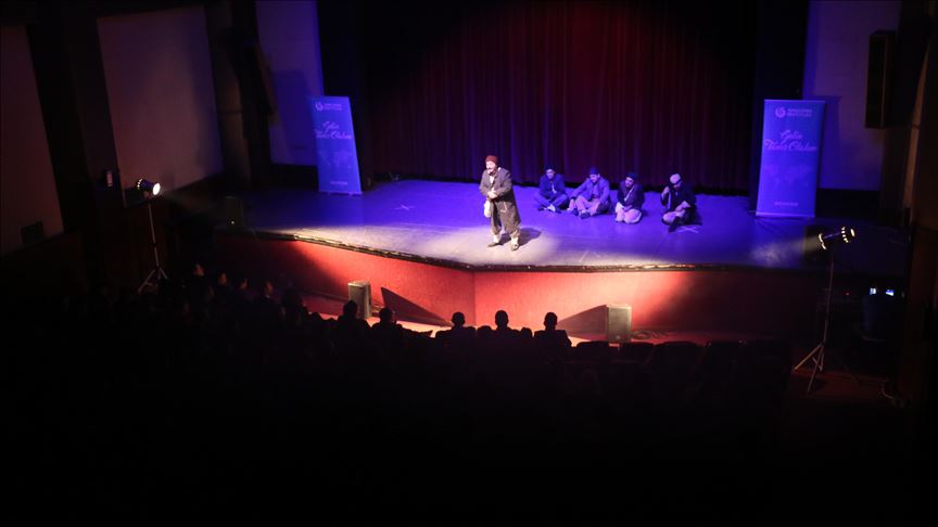 Gostivar, trupa teatrale nga Turqia performon shfaqjen "Sarıkamış Beyaz Hüzün"