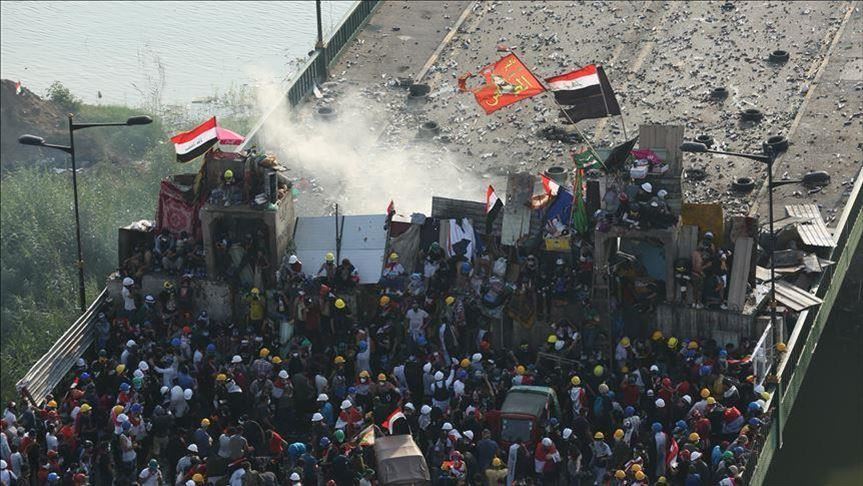 مصدر طبي: مقتل متظاهر وإصابة 12 آخرين في بغداد