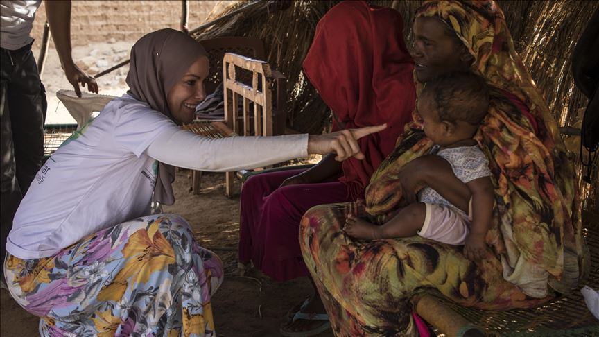 التركية "أوزجليك" توزع مساعدات على متضرري فيضانات السودان
