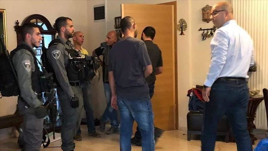Al-Quds (Palestine) : les renseignements israéliens arrêtent le ministre palestinien Fadi al-Hadmi