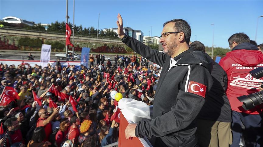 Gençlik ve Spor Bakanı Kasapoğlu: Gençlerimizin Mehmetçiğimize olan sempatisini durduramayacaklar