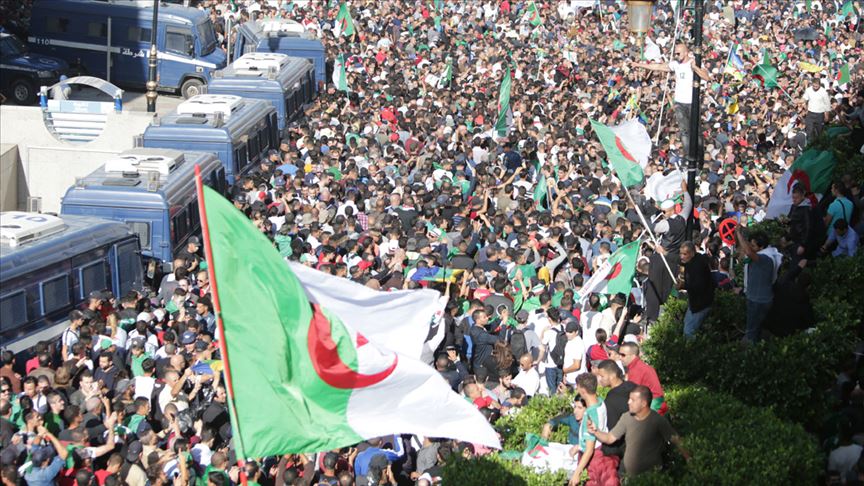 Cezayir bağımsızlık mücadelesinin 65'inci yılında Fransa'dan özür bekliyor