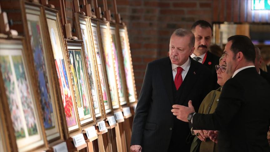 Cumhurbaşkanı Erdoğan Gül Baba Türbesi'ni ziyaret etti