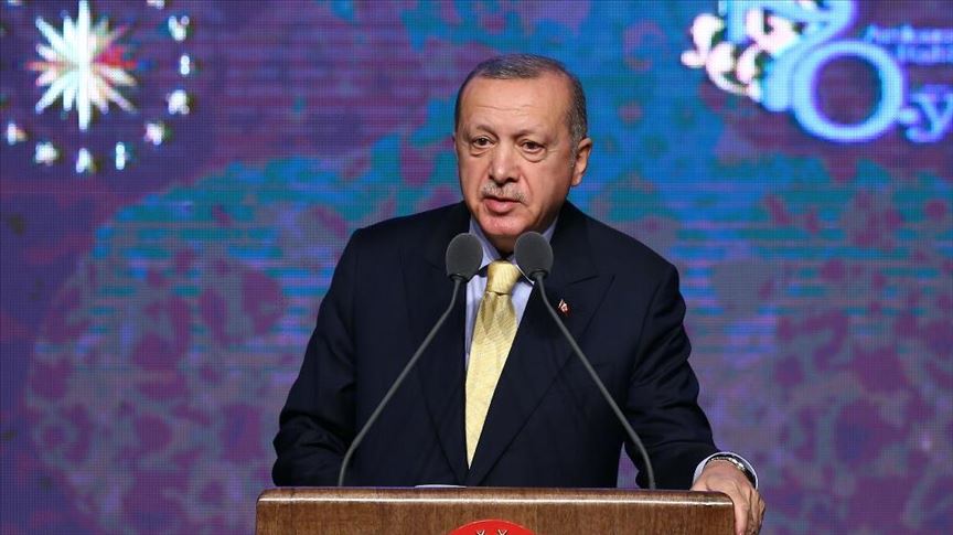 Erdogan critica a la UEFA por abrir investigación contra selección de fútbol turca