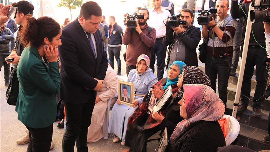 AP üyesi Zdechovsky'den Diyarbakır annelerine ziyaret