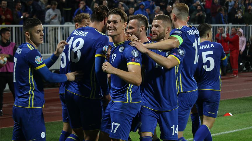 Publikohet lista e futbollistëve të Kosovës për ndeshjet me Çekinë dhe Anglinë