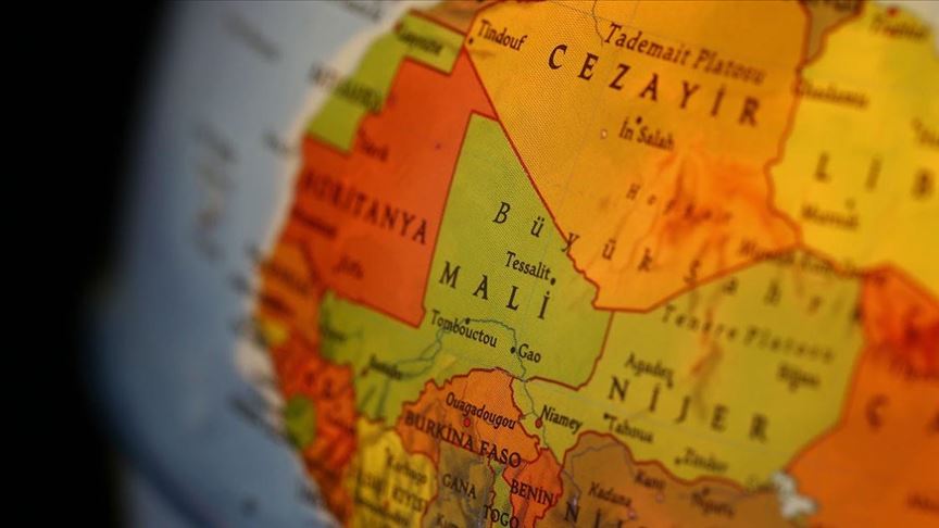 Policía e Interpol rescatan a 64 víctimas de trata de personas en Malí