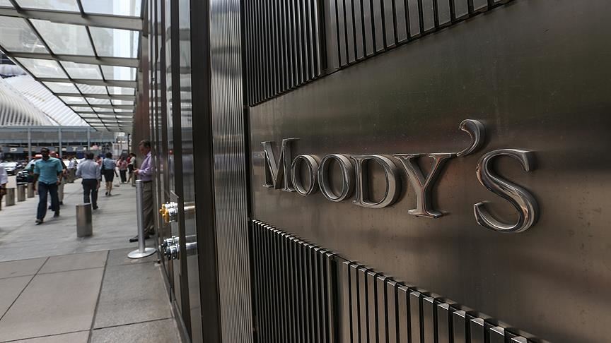 Moody's lowers India's outlook to negative
