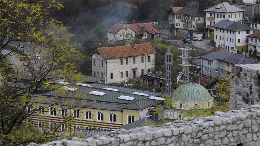 Vraćanjem munara Elči Ibrahim-pašina medresa i Travnik poprimaju novi-stari izgled