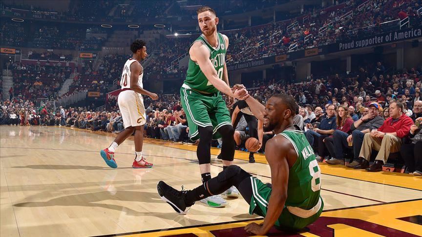 Nba Us Star Hayward S Hand Injury Shocks Celtics