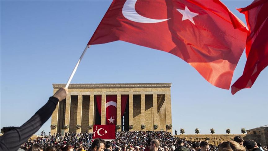 anitkabir e ziyaretci akini