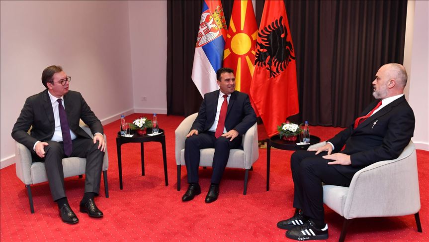 Zaev takon Ramën dhe Vuçiçin në Ohër 