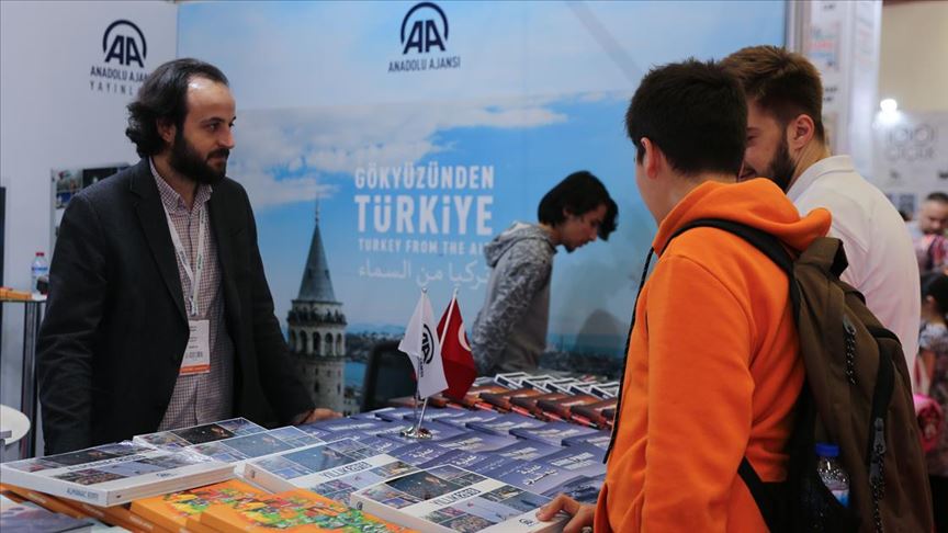 Uluslararası İstanbul Kitap Fuarı'nda AA yayınlarına ilgi