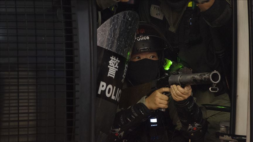 Hong Kong: Un manifestant blessé par des tirs de la police